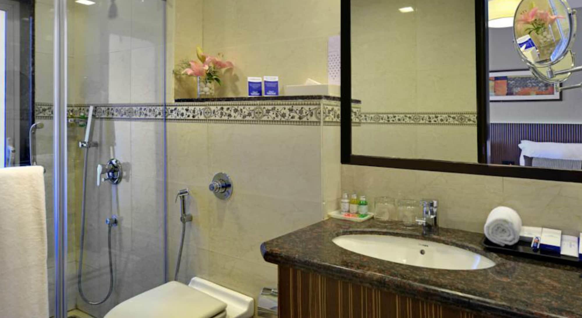 Residency Sarovar Portico Bombay Exterior foto