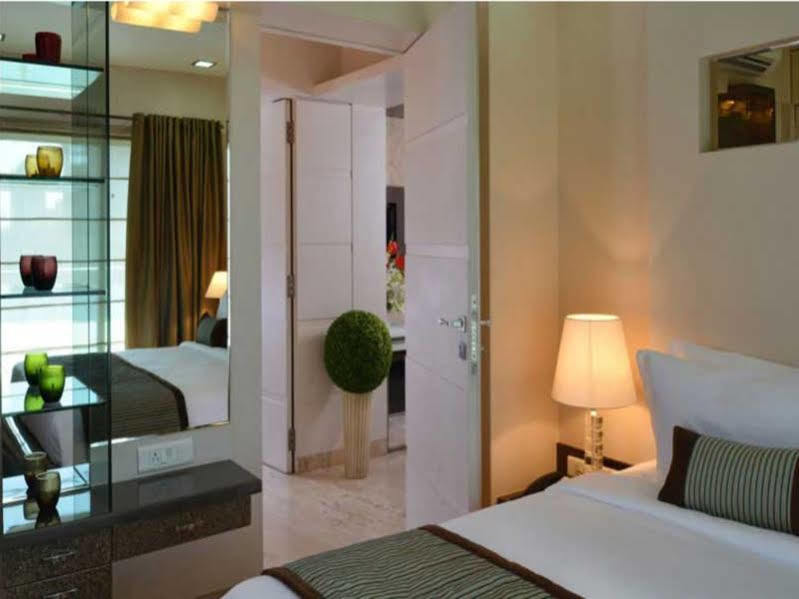 Residency Sarovar Portico Bombay Exterior foto